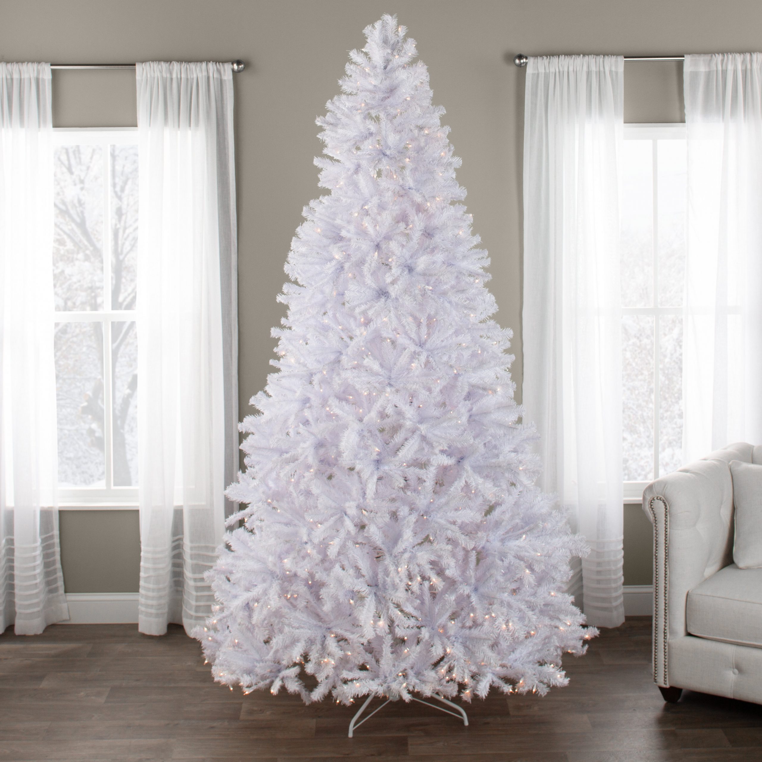 north-valley-white-spruce-artificial-christmas-tree-with-clearwhite-lights